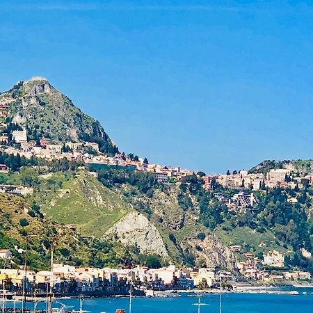 Casa Maccers Lägenhet Giardini Naxos Exteriör bild