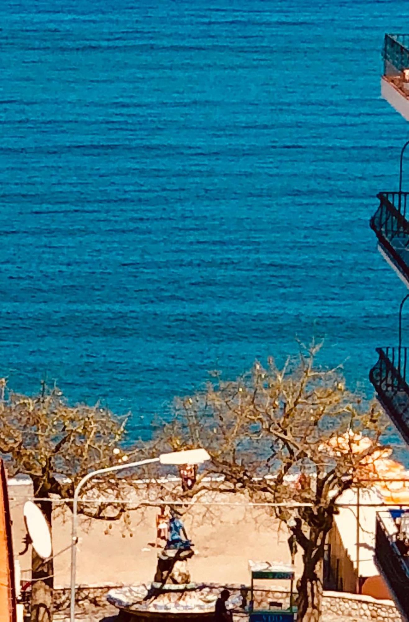 Casa Maccers Lägenhet Giardini Naxos Exteriör bild