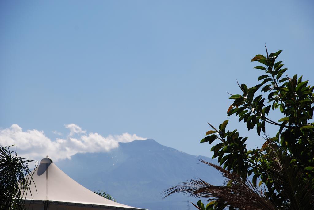 Casa Maccers Lägenhet Giardini Naxos Rum bild