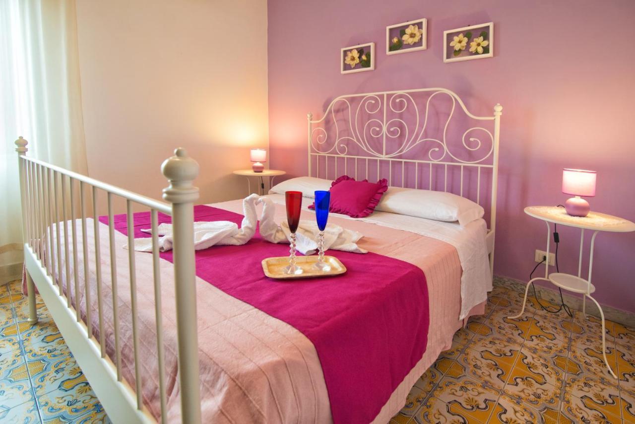 Casa Maccers Lägenhet Giardini Naxos Exteriör bild