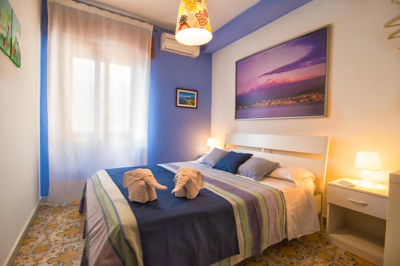 Casa Maccers Lägenhet Giardini Naxos Exteriör bild